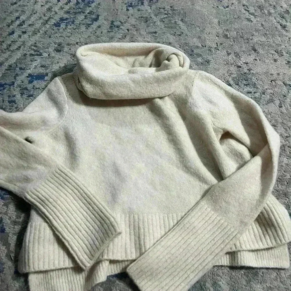 ALLSAINTS cream cowl neck sweater small - Picture 4 of 6